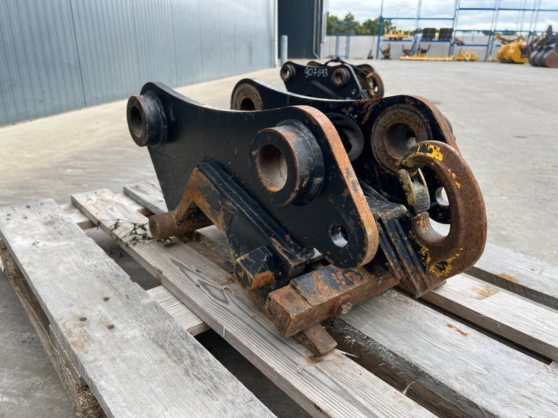 Verachtert CW10 - 310 - Quick coupler for Construction machinery: picture 3 Verachtert CW10 - 310 - Quick coupler for Construction machinery: picture 3