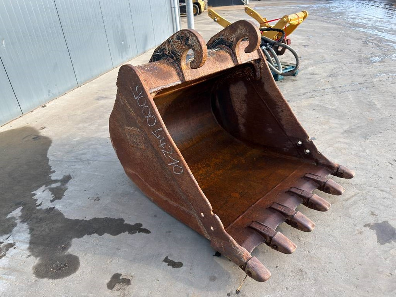 Verachtert CW20S / CW30S / CW40S - Bucket for Construction machinery: picture 3 Verachtert CW20S / CW30S / CW40S - Bucket for Construction machinery: picture 3