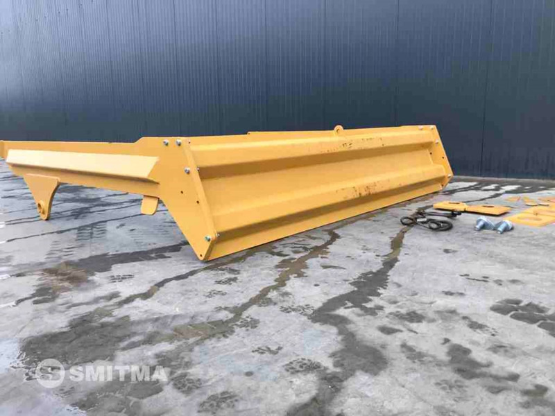 Volvo A35D - Tail lift for Construction machinery: picture 2 Volvo A35D - Tail lift for Construction machinery: picture 2