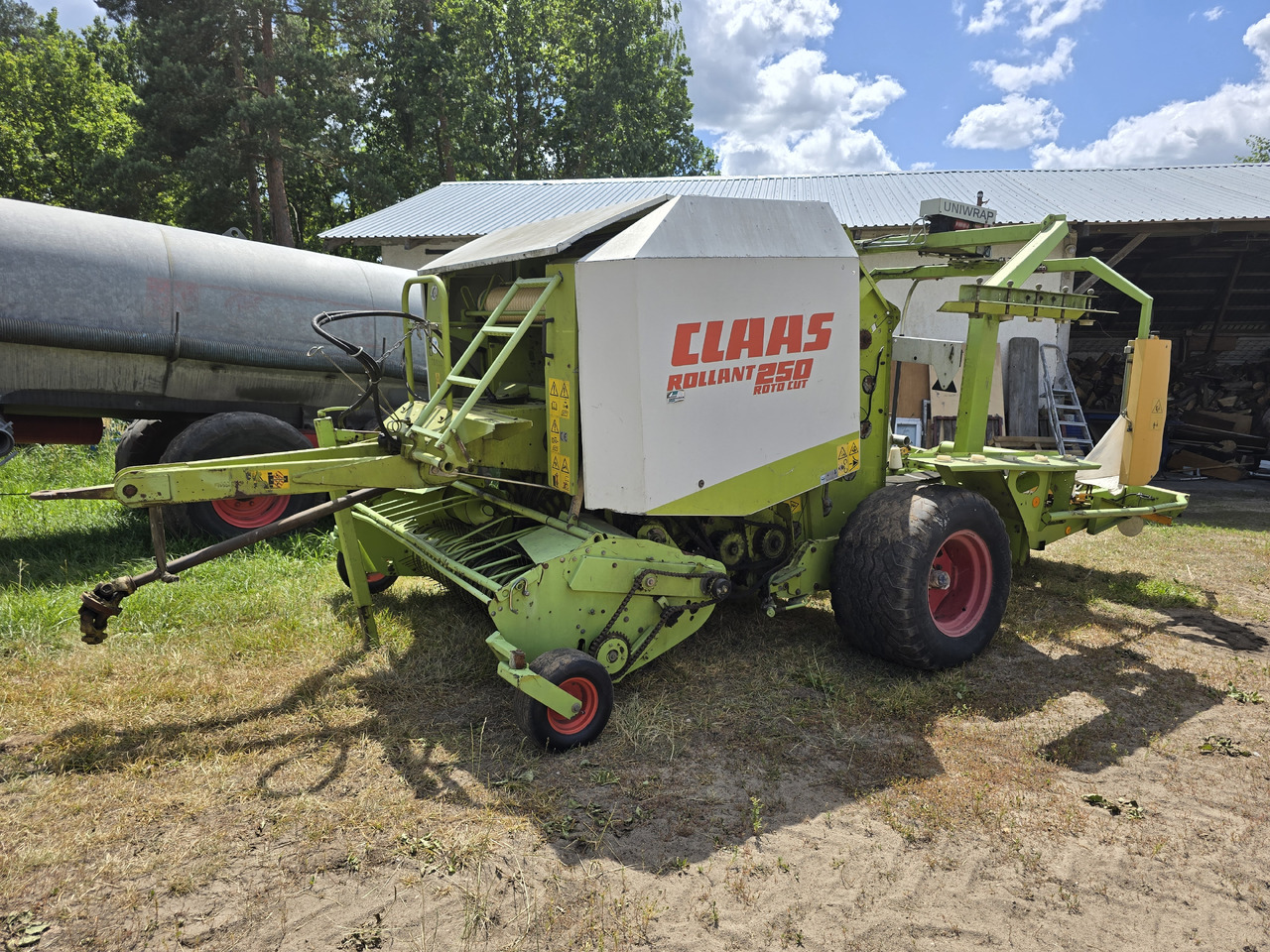 CLAAS ROLLANT 250 Roto Cut - Round baler: picture 2 CLAAS ROLLANT 250 Roto Cut - Round baler: picture 2
