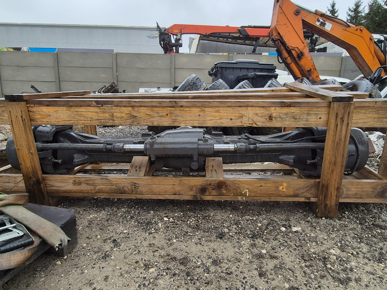 Fendt 820 716 F6 - Front axle for Agricultural machinery: picture 3 Fendt 820 716 F6 - Front axle for Agricultural machinery: picture 3
