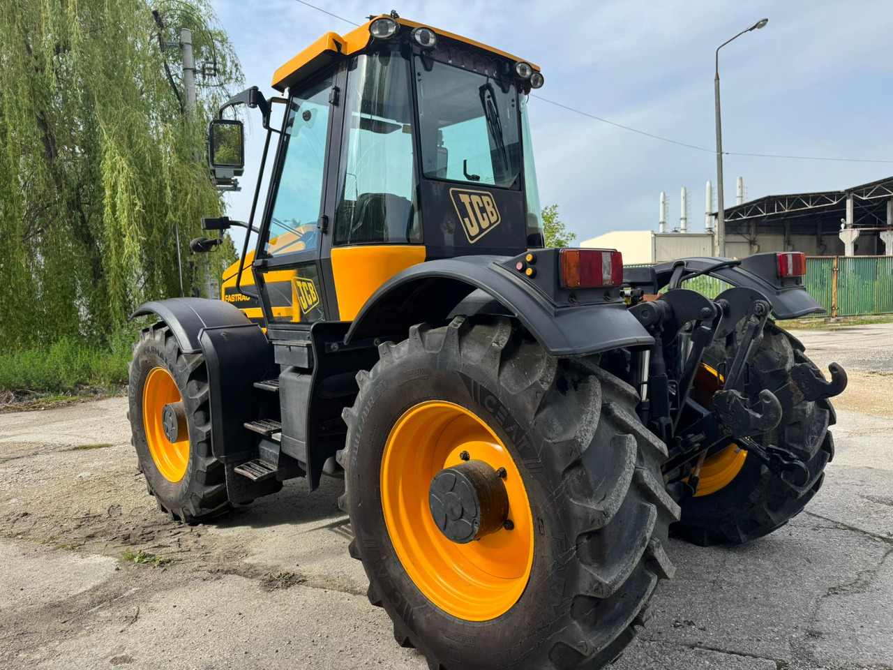 JCB FASTRAC 2140 - Farm tractor: picture 4 JCB FASTRAC 2140 - Farm tractor: picture 4