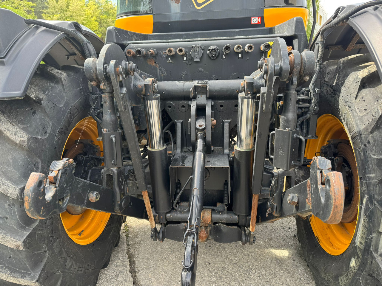 JCB FASTRAC 2140 - Farm tractor: picture 5 JCB FASTRAC 2140 - Farm tractor: picture 5
