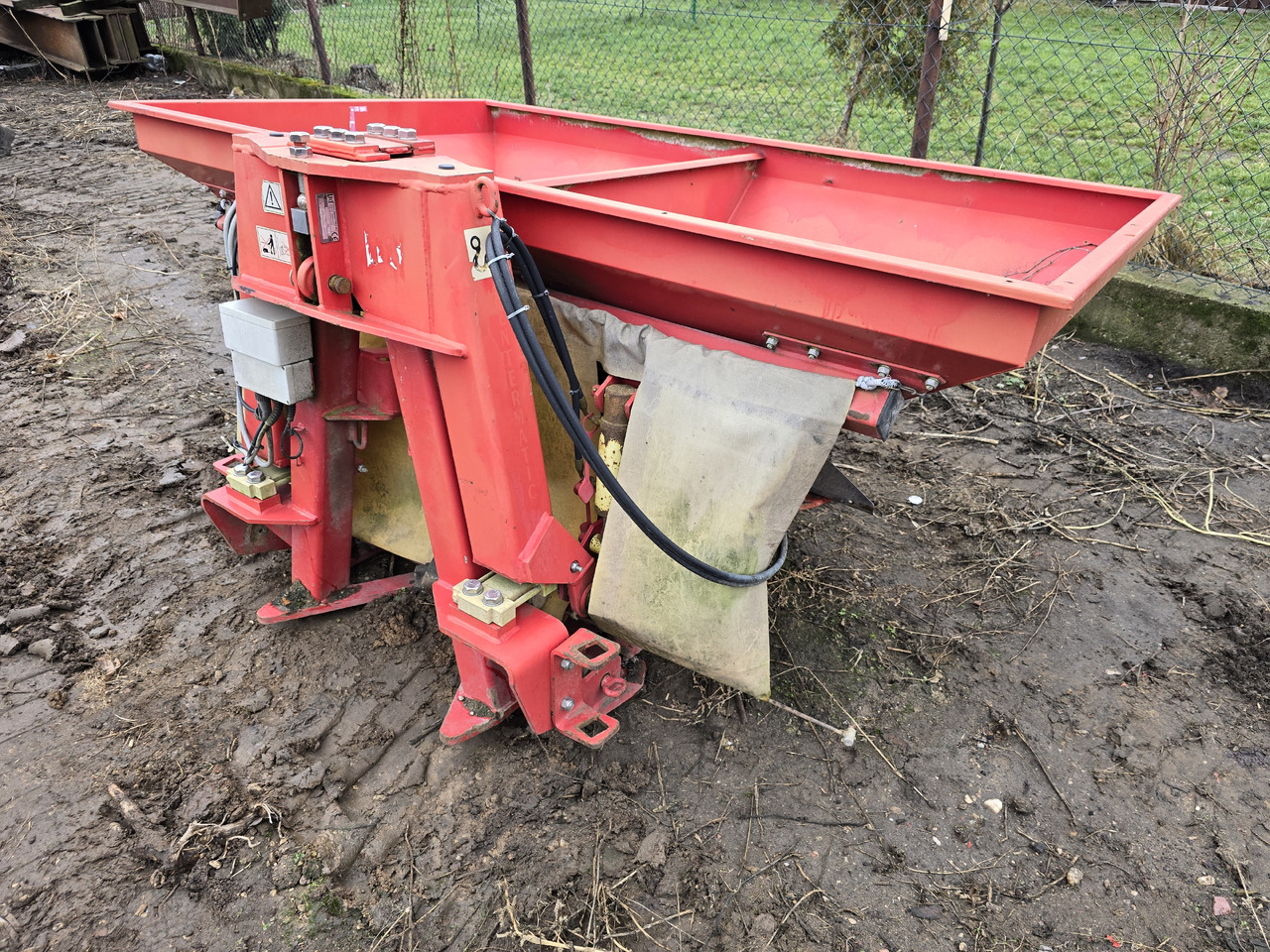 Lely  - Fertilizer spreader: picture 1 Lely  - Fertilizer spreader: picture 1