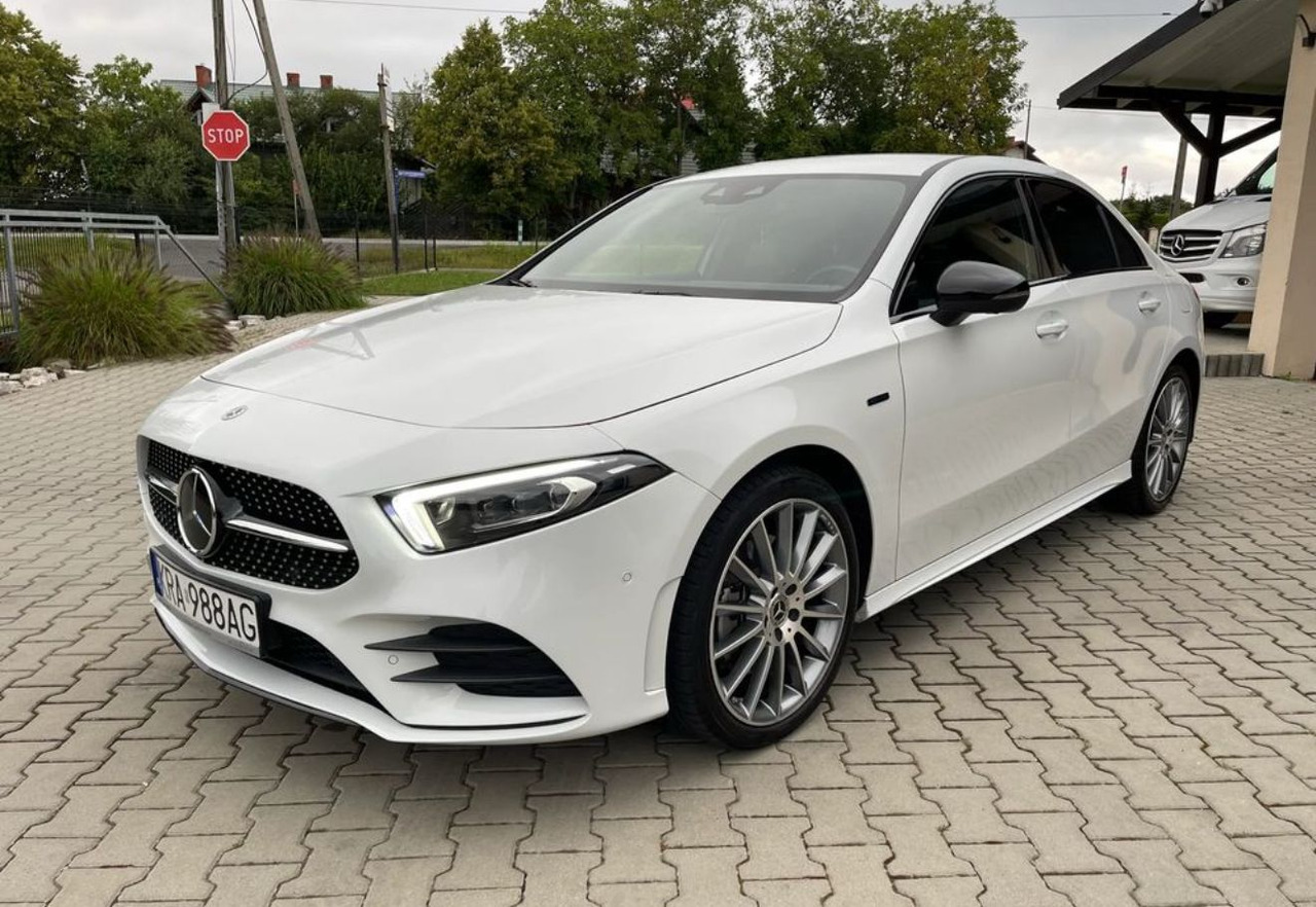 Mercedes A250e - Car: picture 1 Mercedes A250e - Car: picture 1