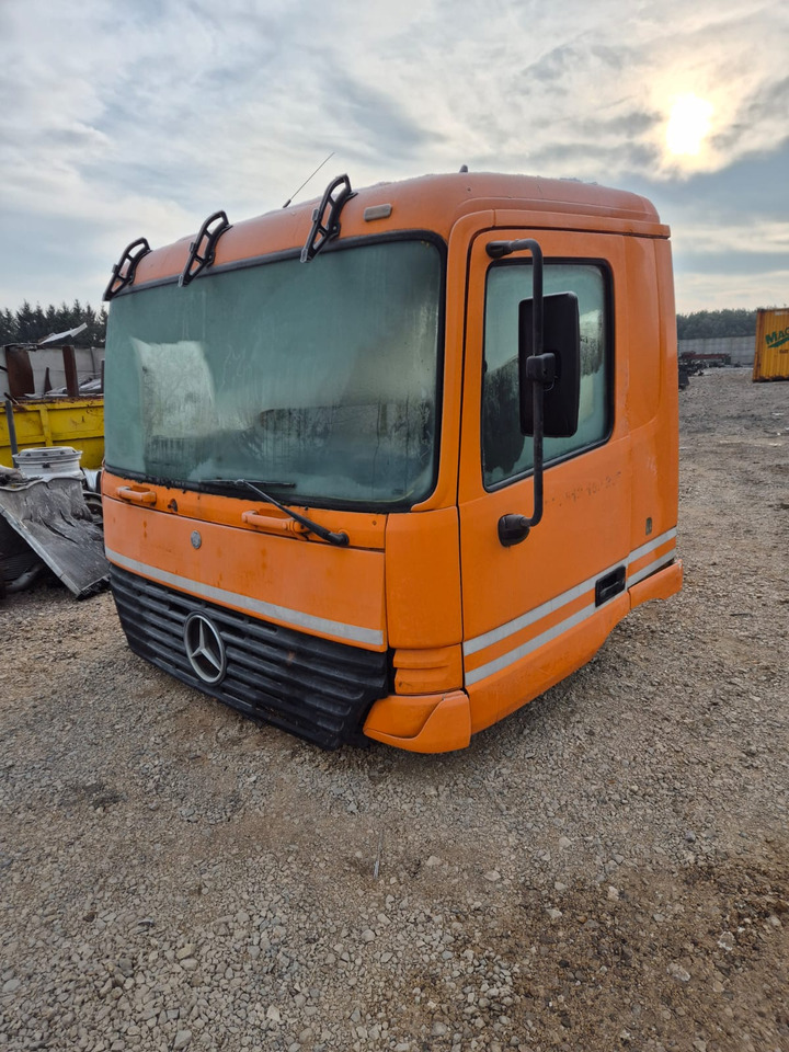 Mercedes Actros - Construction container: picture 2 Mercedes Actros - Construction container: picture 2