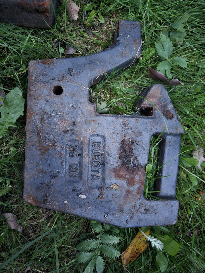 Obciążniki Kubota - Counterweight: picture 2 Obciążniki Kubota - Counterweight: picture 2