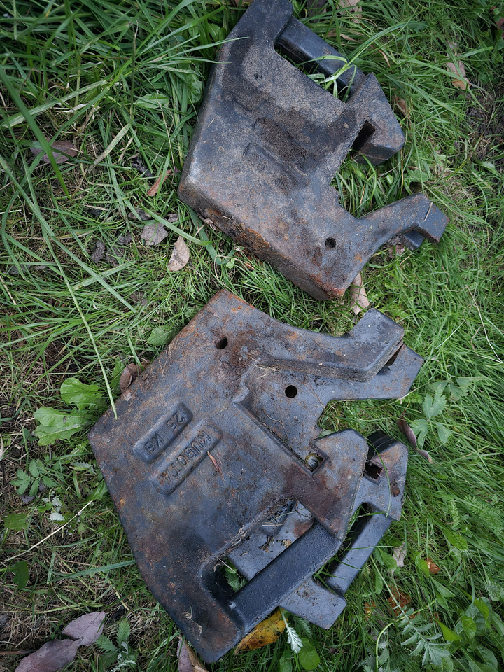Obciążniki Kubota - Counterweight: picture 5 Obciążniki Kubota - Counterweight: picture 5