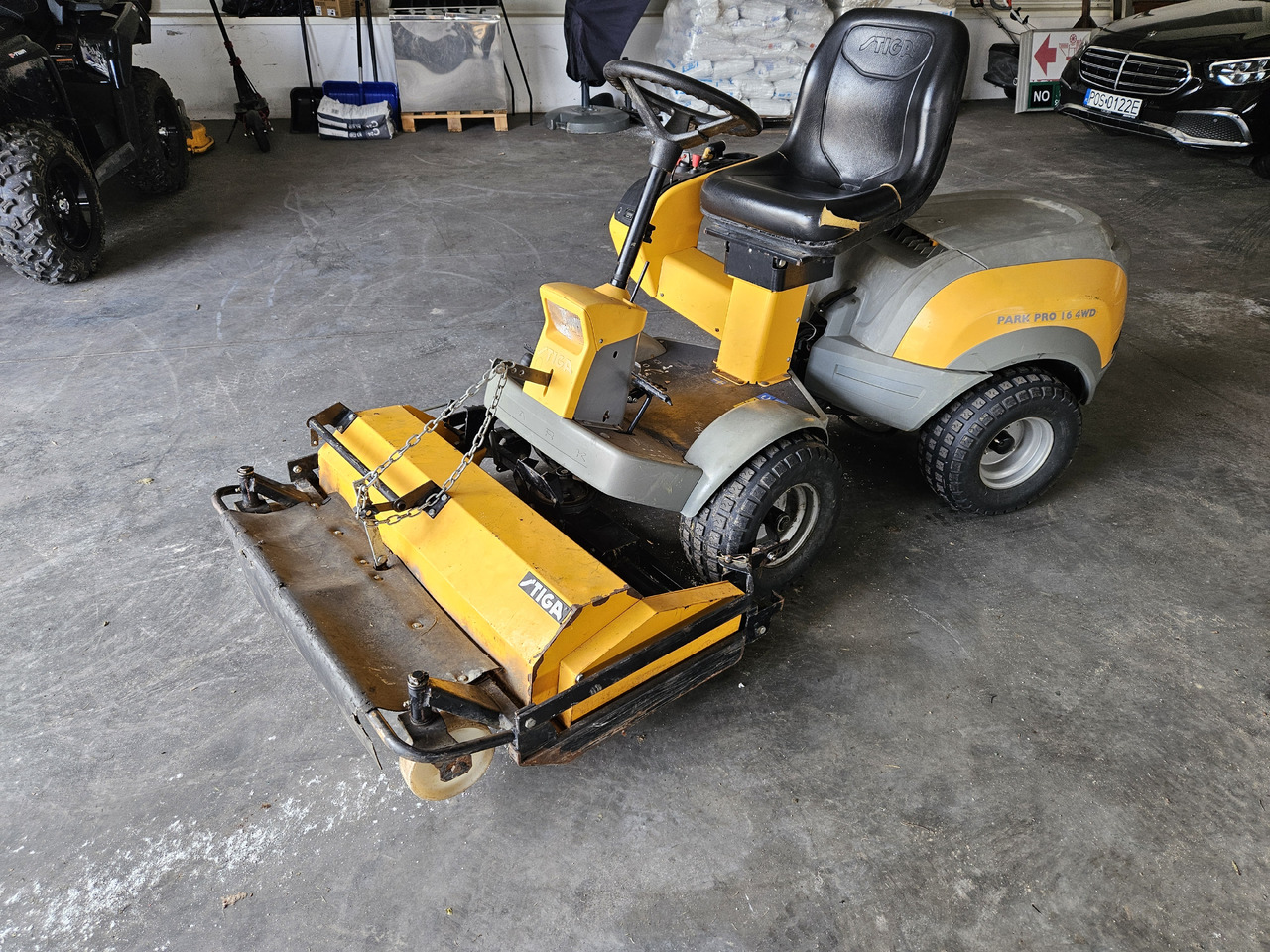 Stiga Park Pro 16 4WD - Garden mower: picture 1 Stiga Park Pro 16 4WD - Garden mower: picture 1