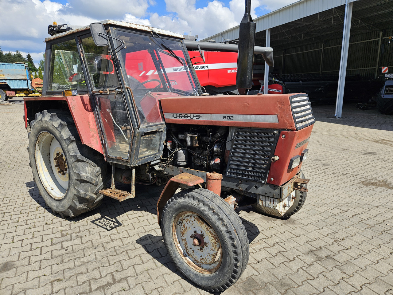 Ursus C-385 - Farm tractor: picture 2 Ursus C-385 - Farm tractor: picture 2