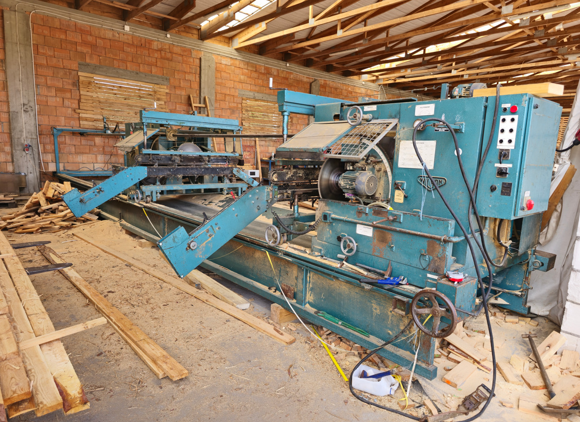 WILSON piła do wiązarów dachowych - Woodworking machinery: picture 1 WILSON piła do wiązarów dachowych - Woodworking machinery: picture 1