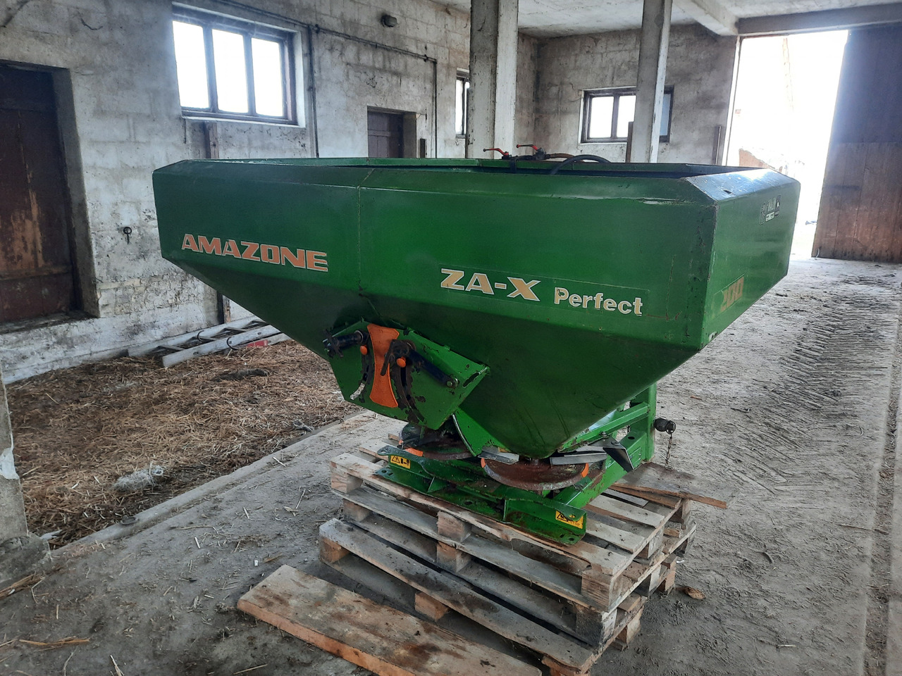 Amazone ZA-X Perfect 1200 - Fertilizer spreader: picture 2 Amazone ZA-X Perfect 1200 - Fertilizer spreader: picture 2