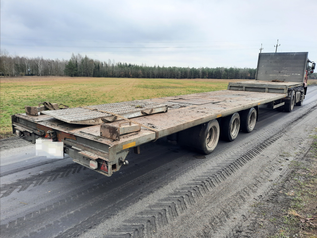 Fruehauf CNPTA3 - Low loader semi-trailer: picture 2 Fruehauf CNPTA3 - Low loader semi-trailer: picture 2