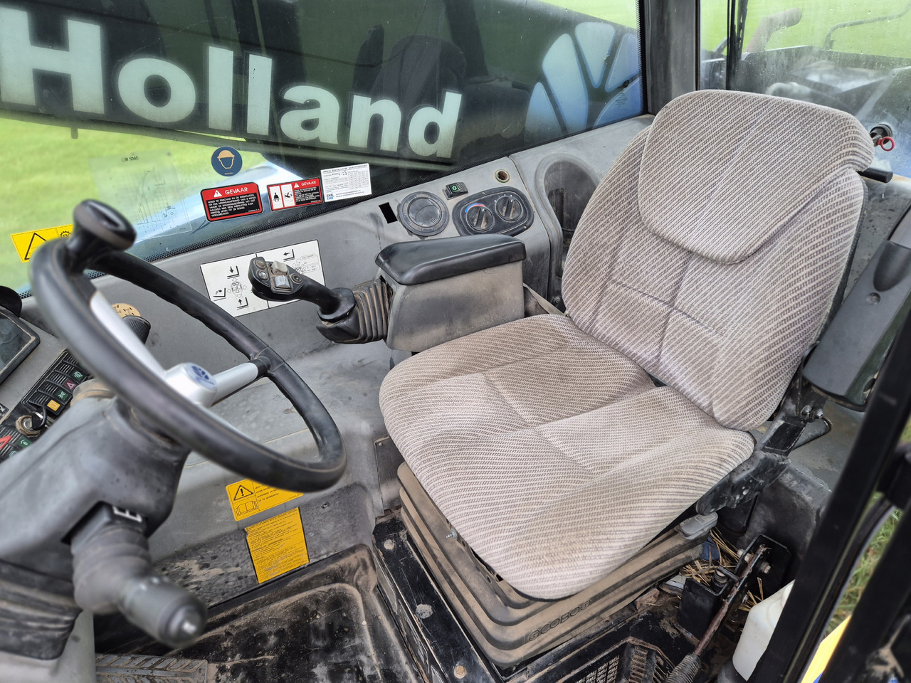 Construction machinery NEW HOLLAND LM 5040: picture 7 Construction machinery NEW HOLLAND LM 5040: picture 7