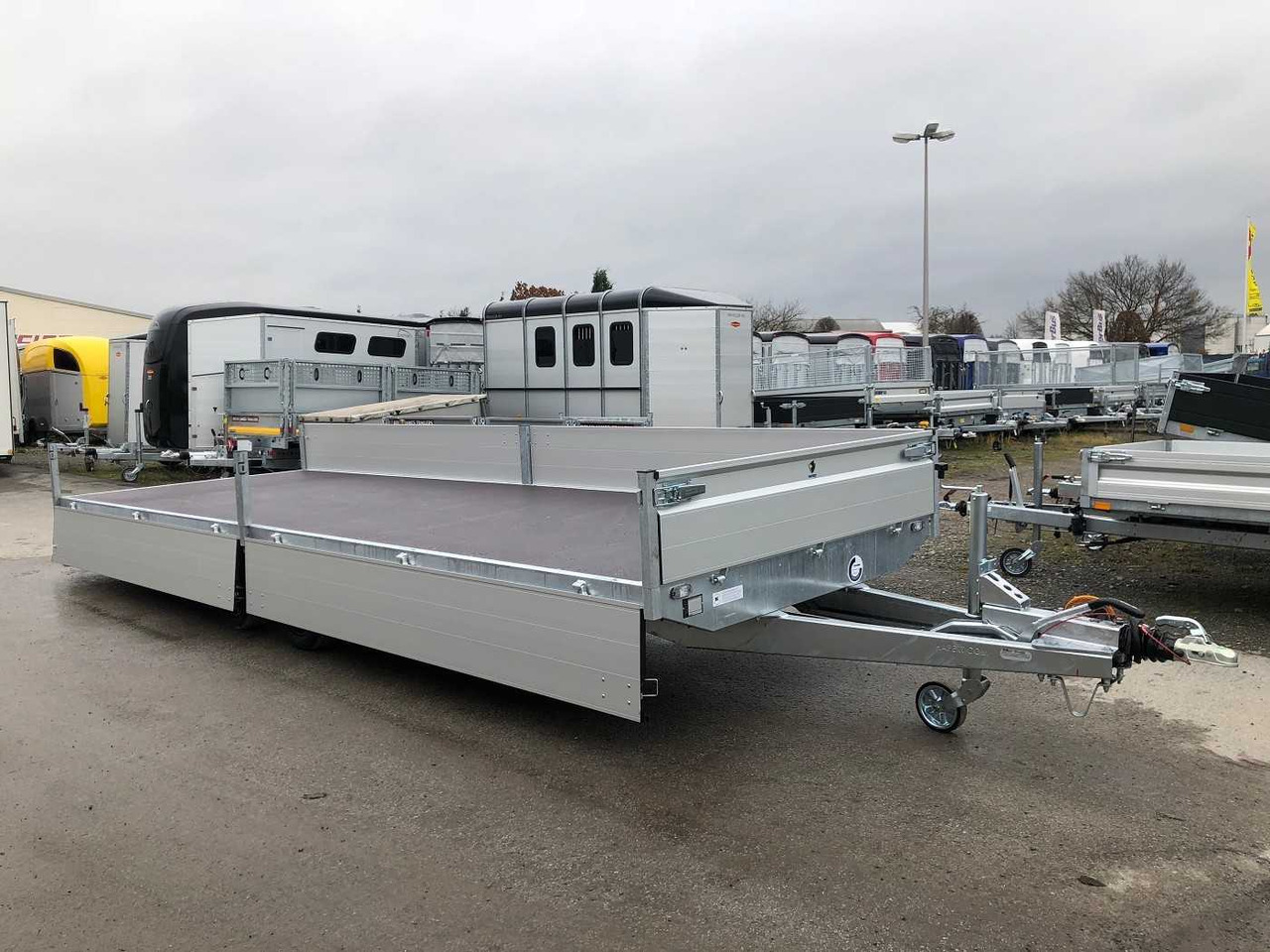 HAPERT Azure H-2 Hochlader - Dropside/ Flatbed trailer: picture 2 HAPERT Azure H-2 Hochlader - Dropside/ Flatbed trailer: picture 2