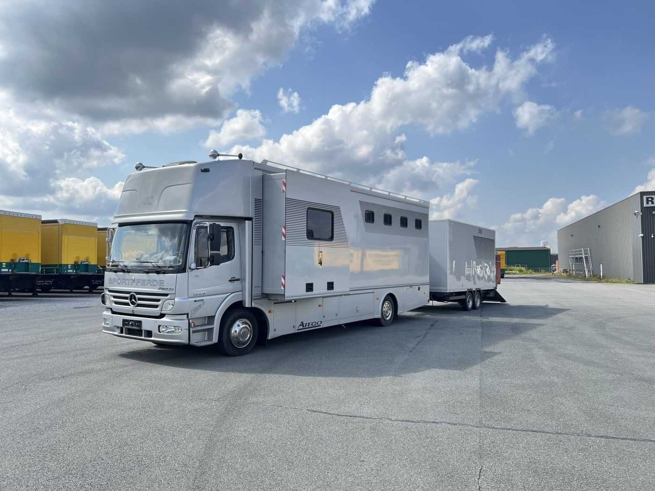 MERCEDES-BENZ Atego 1229 + Anhänger LKW - Horse truck: picture 5 MERCEDES-BENZ Atego 1229 + Anhänger LKW - Horse truck: picture 5