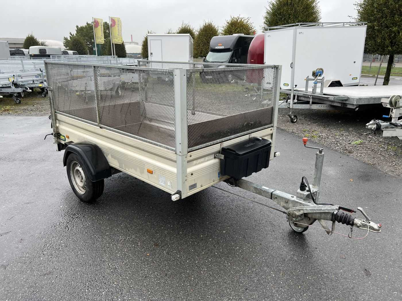 UNSINN K 1325 Gitter Kastenanhänger gebremst - Car trailer: picture 1 UNSINN K 1325 Gitter Kastenanhänger gebremst - Car trailer: picture 1