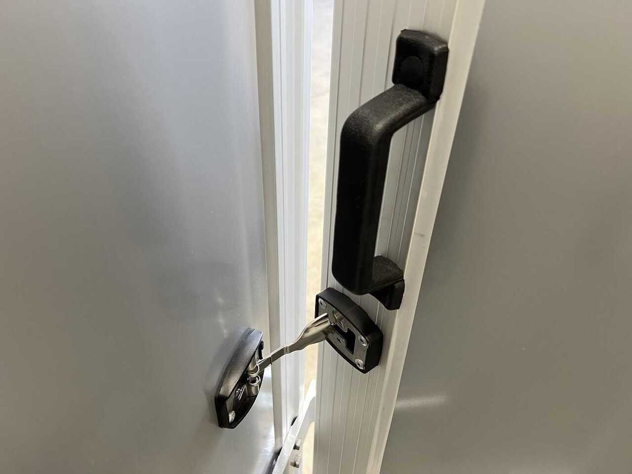 New Refrigerator trailer UNSINN UKT 6C 3015-26-14 Seitentür Kühlanhänger: picture 19