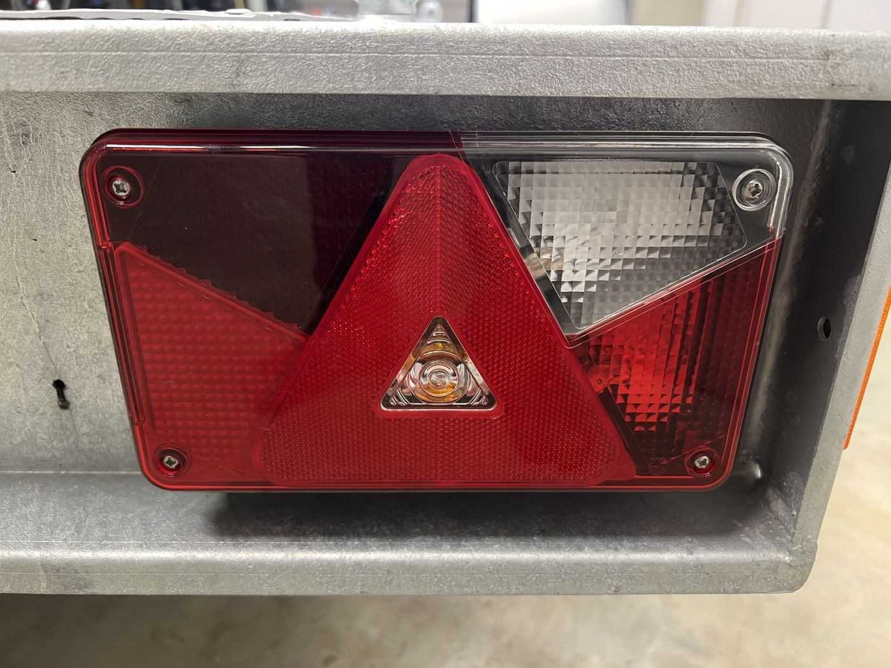 New Motorcycle trailer VEZEKO Generator 1-Achser Motorradanhänger: picture 21