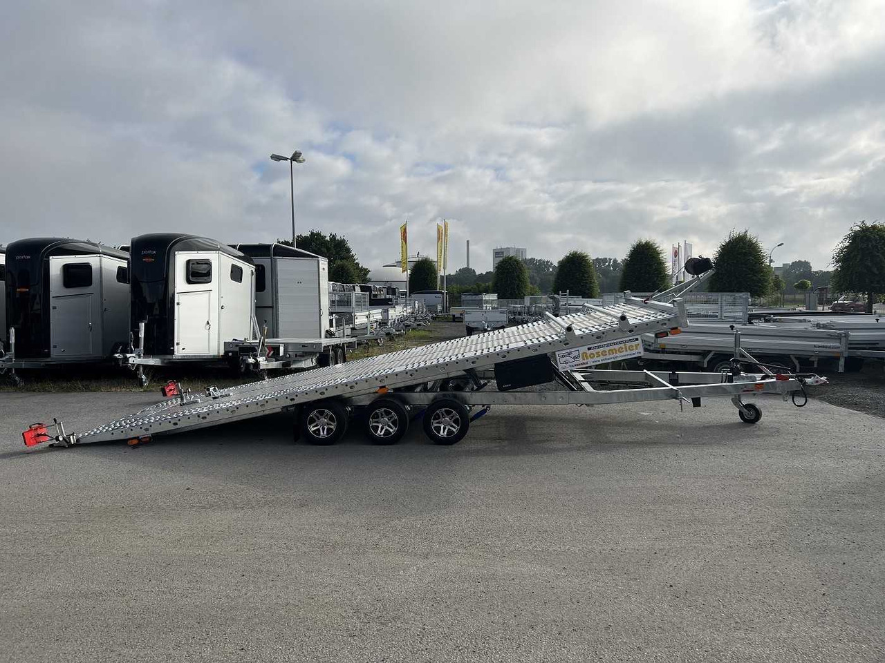VEZEKO Jumbola 35.60 Tridem Autotransporter - Autotransporter trailer: picture 1 VEZEKO Jumbola 35.60 Tridem Autotransporter - Autotransporter trailer: picture 1