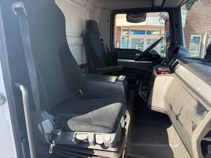 MAN TGL TGL 7.150 4X2 BL Koffer /Klima/ACC/MAN Service Euro6 / - Box truck: picture 5 MAN TGL TGL 7.150 4X2 BL Koffer /Klima/ACC/MAN Service Euro6 / - Box truck: picture 5