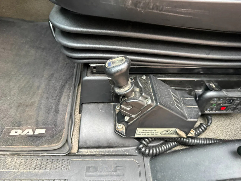 DAF XF 480 XF480 4X2 / Hydrauliek / acc / 9 tons vooras / schuifschotel - Tractor unit: picture 5 DAF XF 480 XF480 4X2 / Hydrauliek / acc / 9 tons vooras / schuifschotel - Tractor unit: picture 5