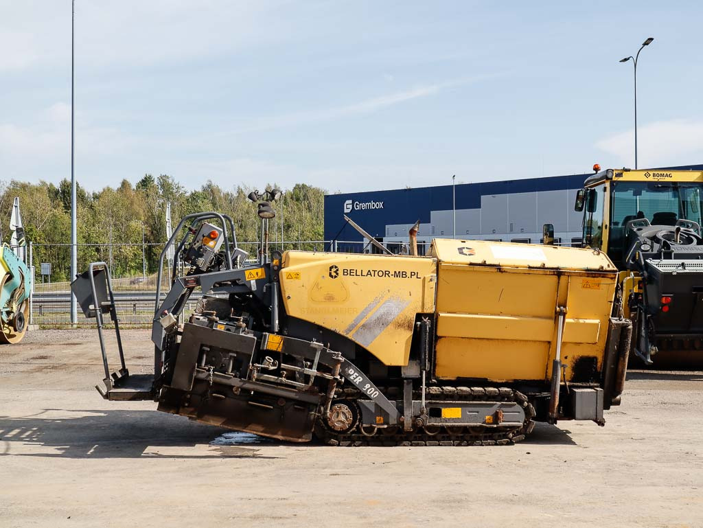 VÖGELE SUPER 800 - Asphalt paver: picture 5 VÖGELE SUPER 800 - Asphalt paver: picture 5