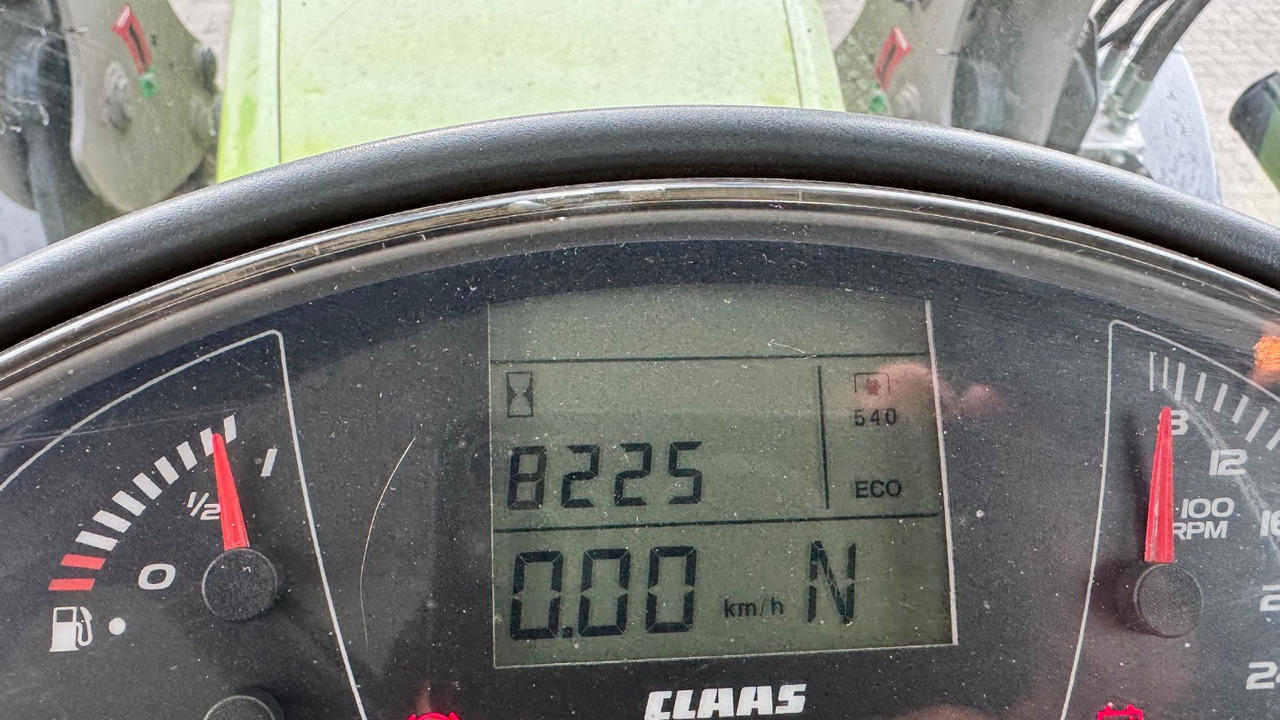 CLAAS Arion 650 - Farm tractor: picture 3 CLAAS Arion 650 - Farm tractor: picture 3