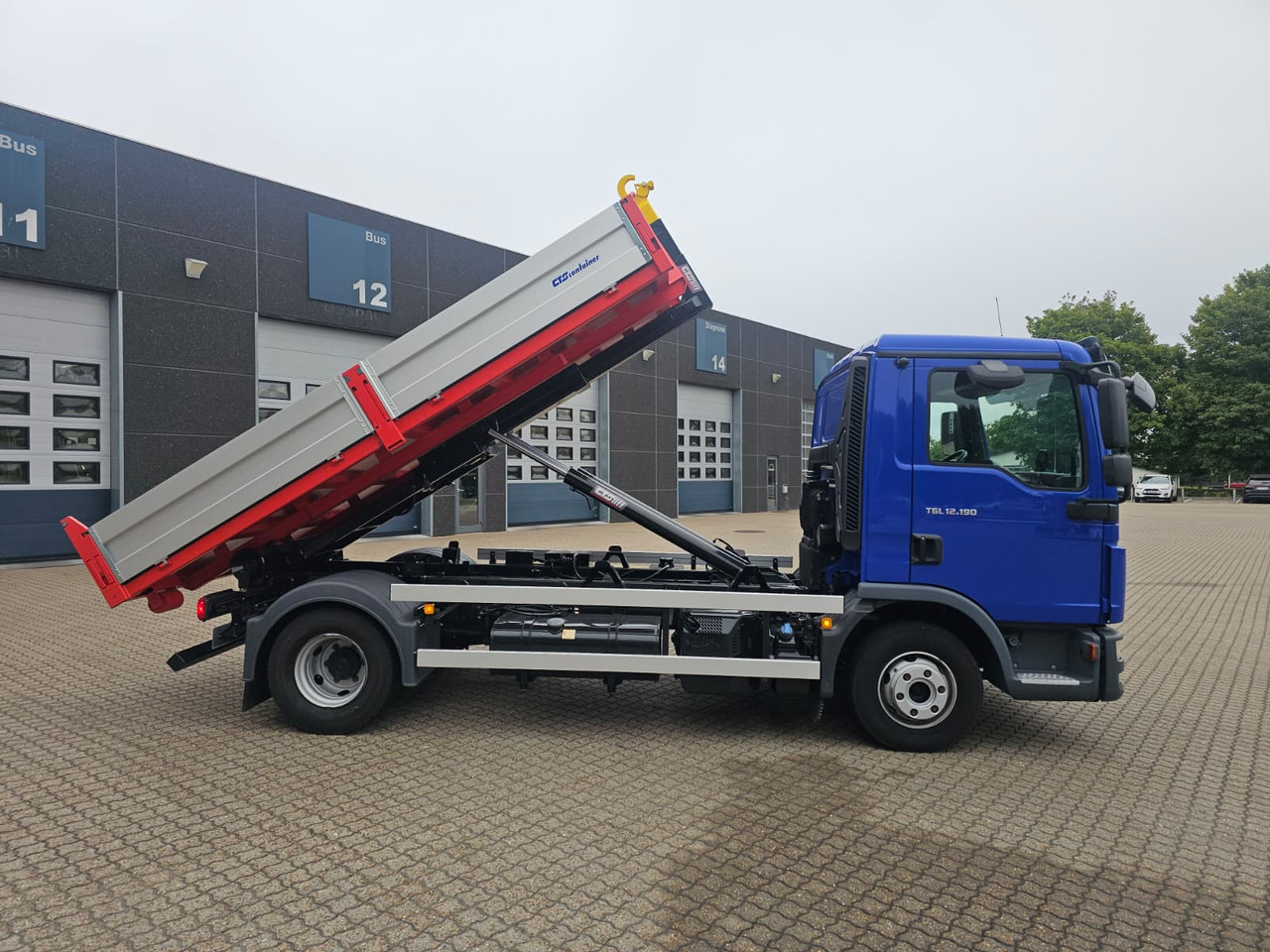 Hook lift truck MAN TGL 12.190 BL: picture 7