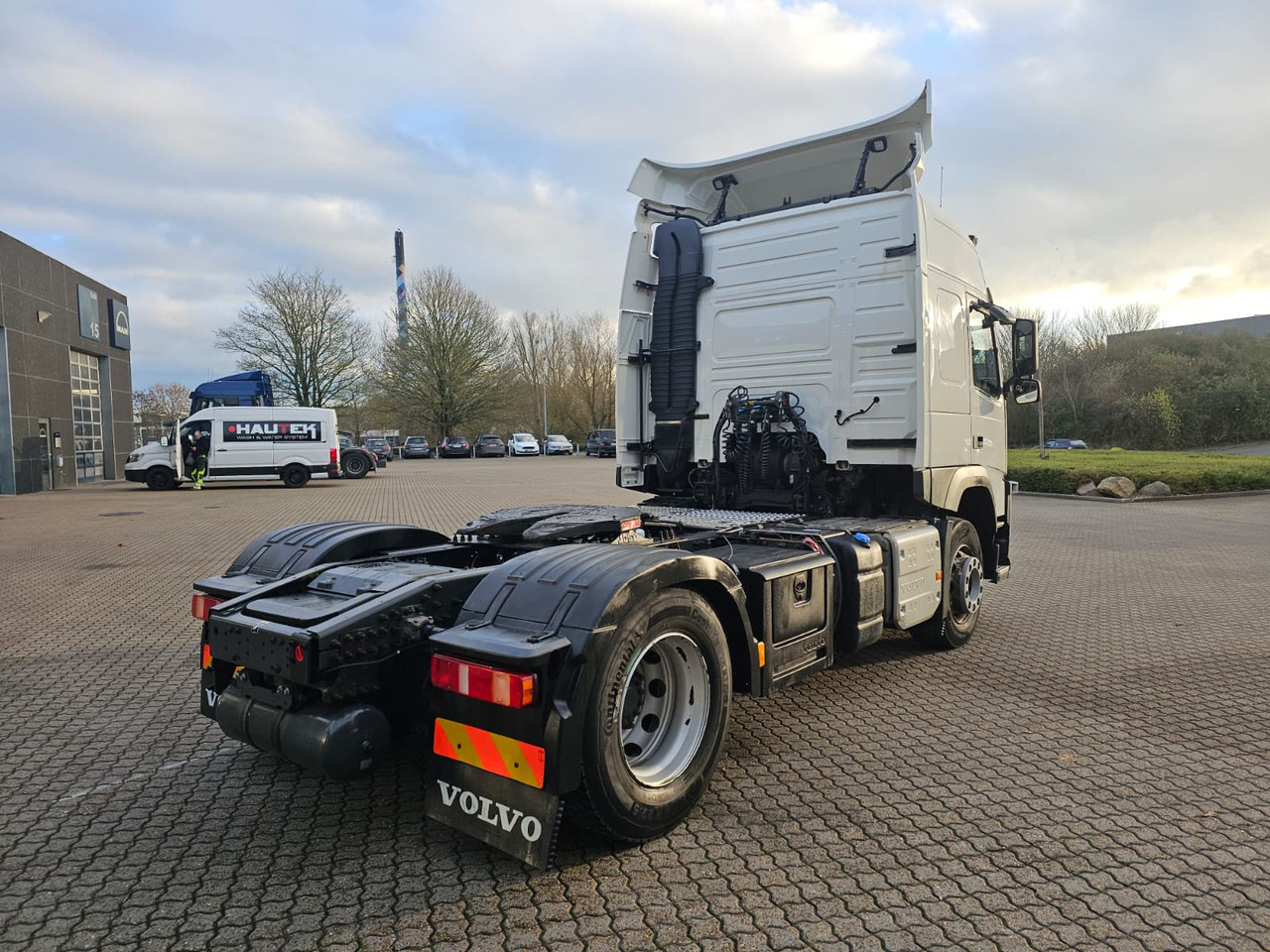 Volvo FM450 - Tractor unit: picture 4 Volvo FM450 - Tractor unit: picture 4