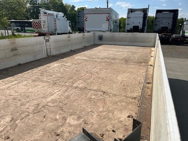 Dropside/ Flatbed truck Mitsubishi Canter FE 85 Pritschenwagen: picture 14