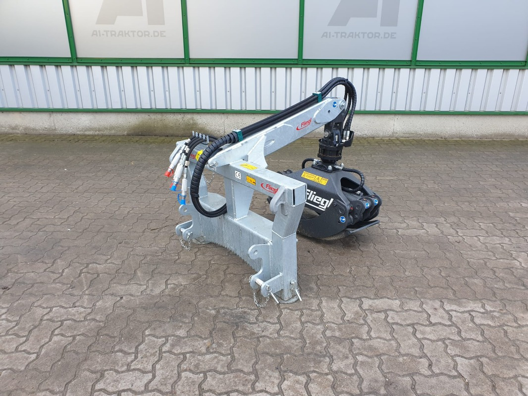 Fliegl RZ 185 COMBI PLUS - Forestry equipment: picture 1 Fliegl RZ 185 COMBI PLUS - Forestry equipment: picture 1