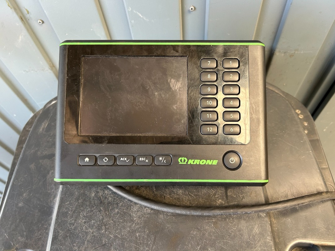 Krone GX 440 - Farm trailer: picture 2 Krone GX 440 - Farm trailer: picture 2