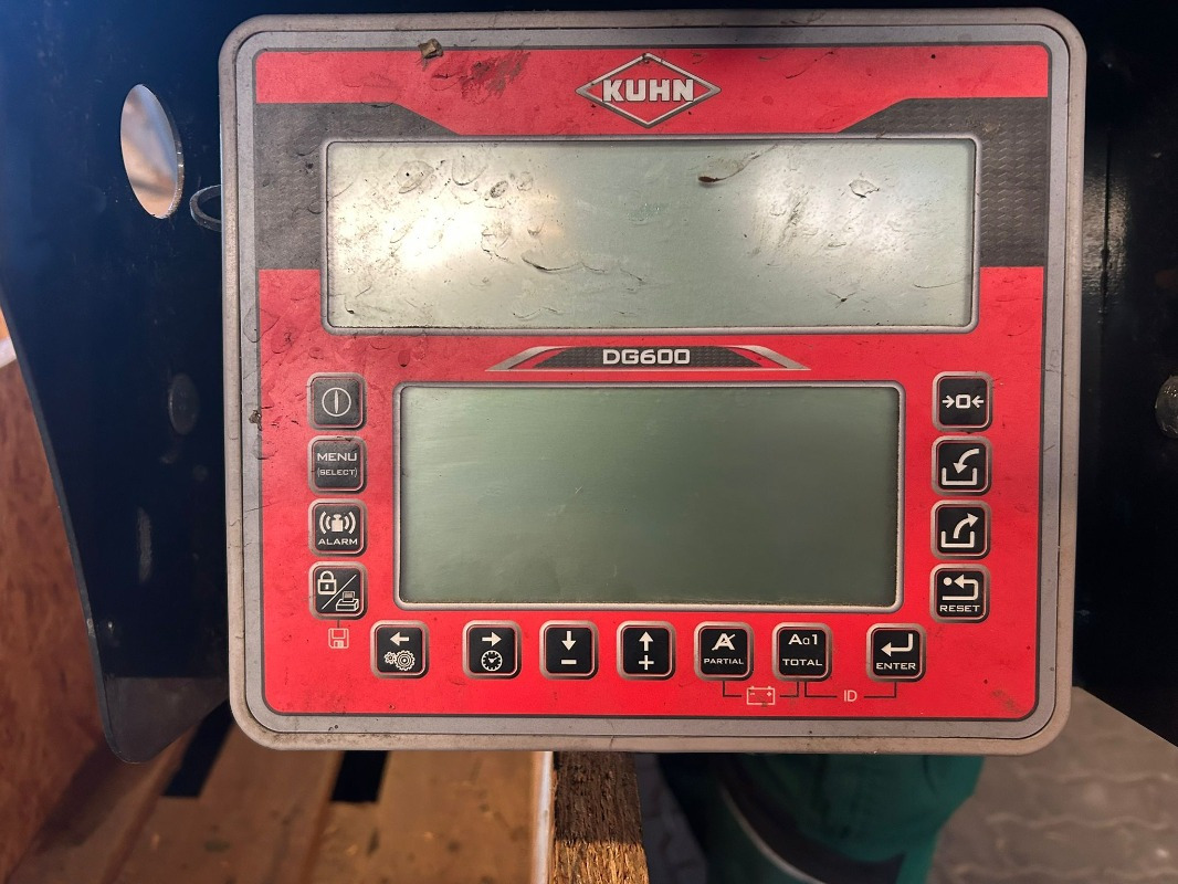 Leasing of Kuhn Profile 30.2 CL Kuhn Profile 30.2 CL: picture 6
