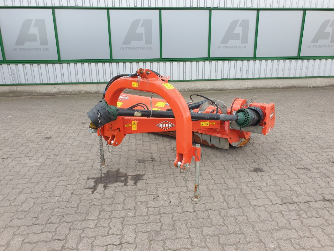 Kuhn TBES 262 **NEUE SCHLEGEL, WELLE NEU GEWUCHTET** - Flail mower: picture 1 Kuhn TBES 262 **NEUE SCHLEGEL, WELLE NEU GEWUCHTET** - Flail mower: picture 1