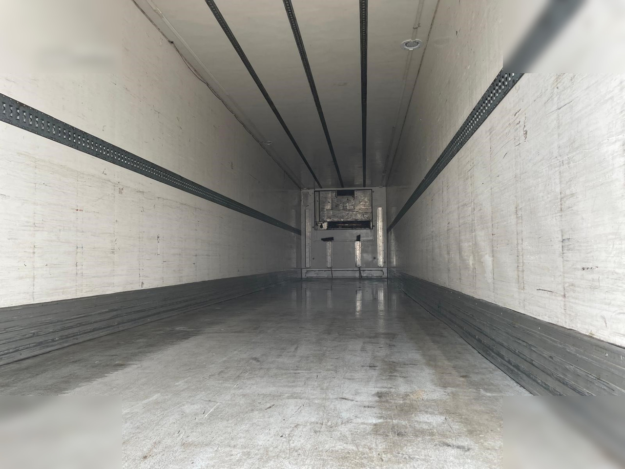 CARDI - Refrigerator semi-trailer: picture 3 CARDI - Refrigerator semi-trailer: picture 3