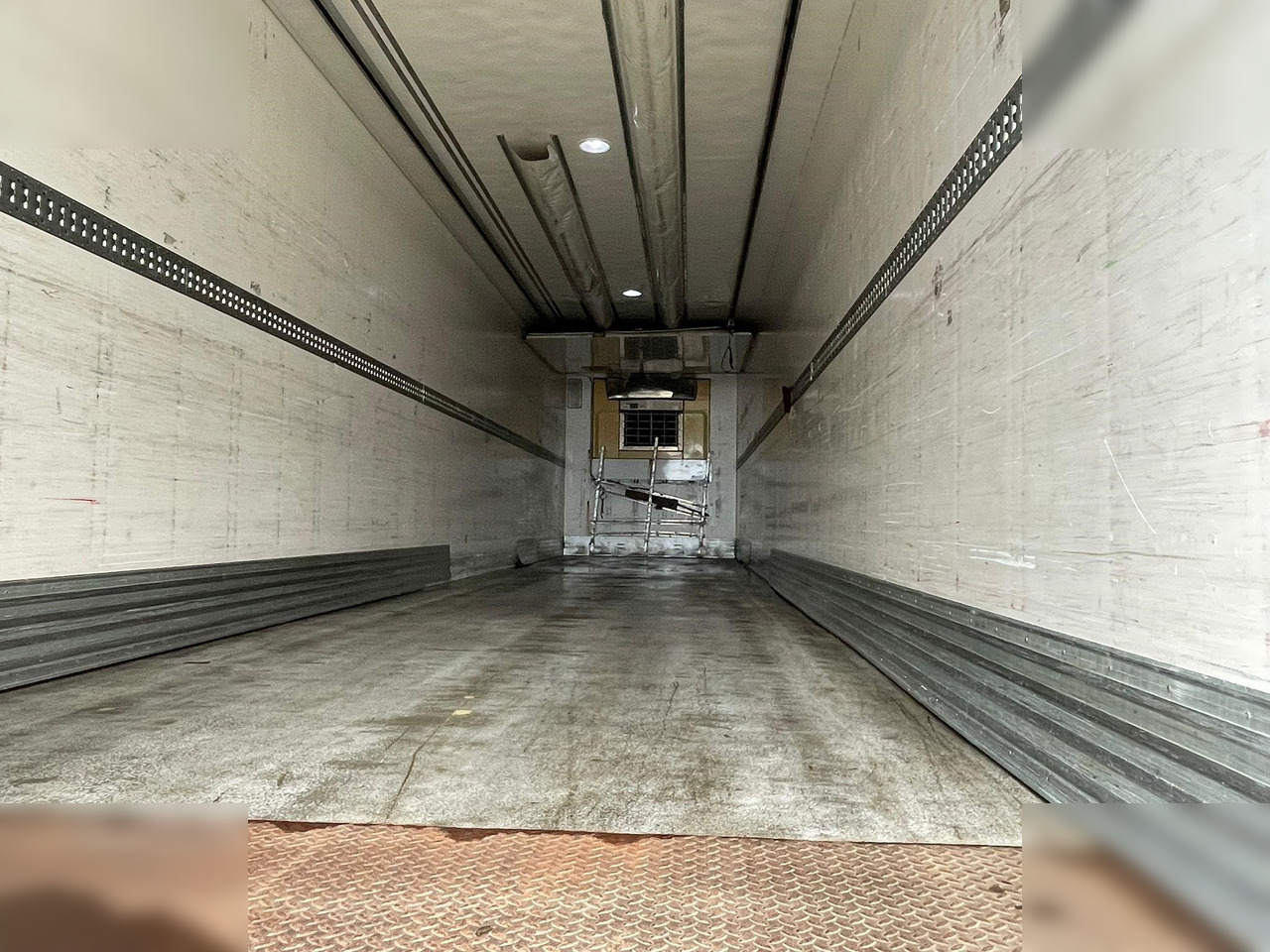 CARMOSINO - Refrigerator semi-trailer: picture 5 CARMOSINO - Refrigerator semi-trailer: picture 5