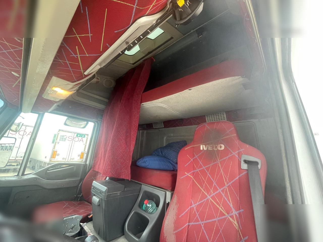 IVECO STRALIS 400 - Refrigerator truck: picture 4 IVECO STRALIS 400 - Refrigerator truck: picture 4