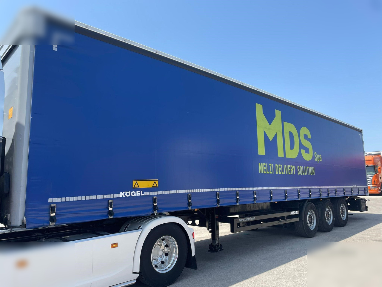 KÖGEL - Curtainsider semi-trailer: picture 4 KÖGEL - Curtainsider semi-trailer: picture 4