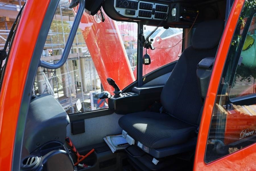 Demag AC220-5 Dutch Registration, 10x6x10, 220t Ca - All terrain crane: picture 5 Demag AC220-5 Dutch Registration, 10x6x10, 220t Ca - All terrain crane: picture 5