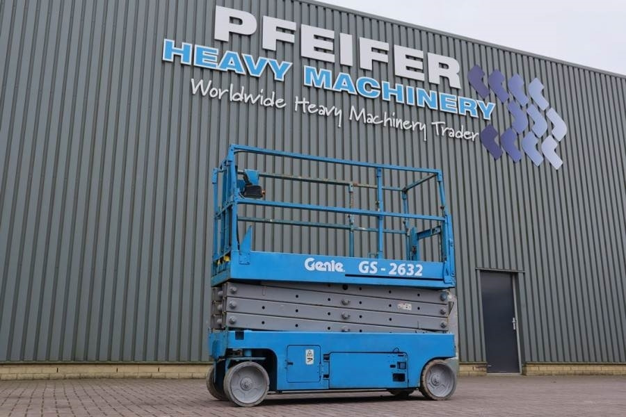 Genie GS2632 Electric, Working Height 10m, 227kg Capacit - Scissor lift: picture 1 Genie GS2632 Electric, Working Height 10m, 227kg Capacit - Scissor lift: picture 1