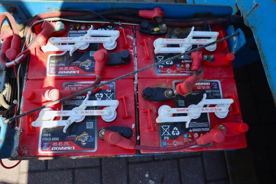 Genie GS2632 Electric, Working Height 10m, 227kg Capacit - Scissor lift: picture 3 Genie GS2632 Electric, Working Height 10m, 227kg Capacit - Scissor lift: picture 3