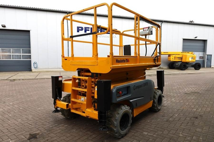 Haulotte Compact 12RTE Electric, 12m Working Height, 450kg - Scissor lift: picture 2 Haulotte Compact 12RTE Electric, 12m Working Height, 450kg - Scissor lift: picture 2