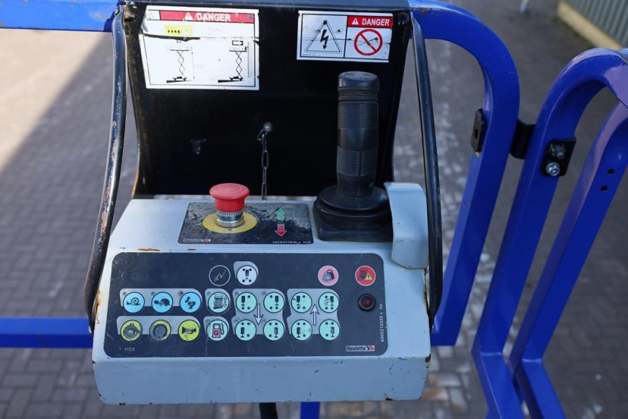 Haulotte H15SXL Diesel, 4x4 Drive, 15m Working Height, 500k - Scissor lift: picture 3 Haulotte H15SXL Diesel, 4x4 Drive, 15m Working Height, 500k - Scissor lift: picture 3