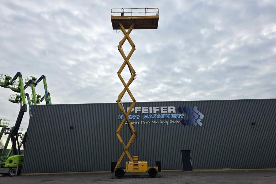 Haulotte H18SXL Diesel, 4x4 Drive, 18m Working Height, 500k - Scissor lift: picture 3 Haulotte H18SXL Diesel, 4x4 Drive, 18m Working Height, 500k - Scissor lift: picture 3