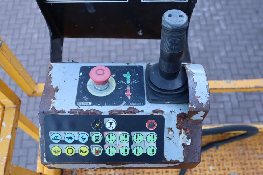 Haulotte H18SXL Diesel, 4x4 Drive, 18m Working Height, 500k - Scissor lift: picture 5 Haulotte H18SXL Diesel, 4x4 Drive, 18m Working Height, 500k - Scissor lift: picture 5