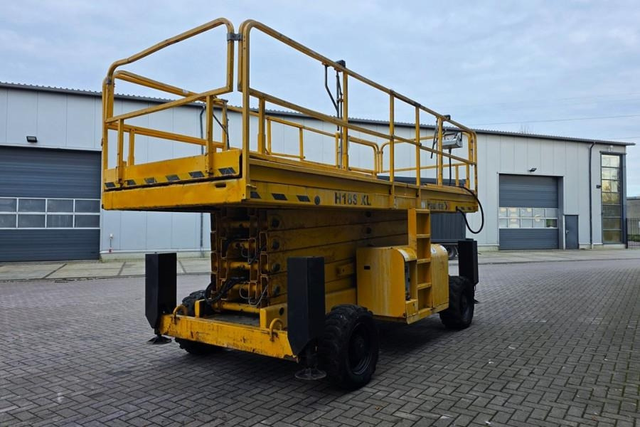 Haulotte H18SXL Diesel, 4x4 Drive, 18m Working Height, 500k - Scissor lift: picture 2 Haulotte H18SXL Diesel, 4x4 Drive, 18m Working Height, 500k - Scissor lift: picture 2