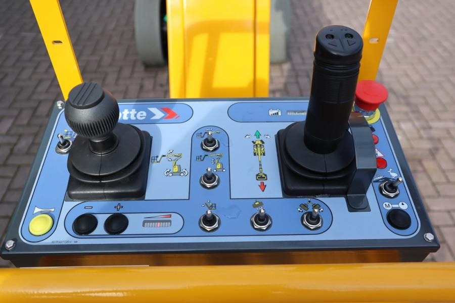 Haulotte HA12CJ+ Valid inspection, *Guarantee! Electric, 12 - Articulated boom: picture 5 Haulotte HA12CJ+ Valid inspection, *Guarantee! Electric, 12 - Articulated boom: picture 5