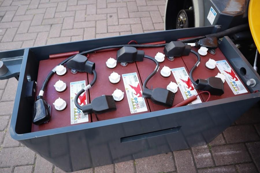 Haulotte HA12CJ+ Valid inspection, *Guarantee! Electric, 12 - Articulated boom: picture 3 Haulotte HA12CJ+ Valid inspection, *Guarantee! Electric, 12 - Articulated boom: picture 3