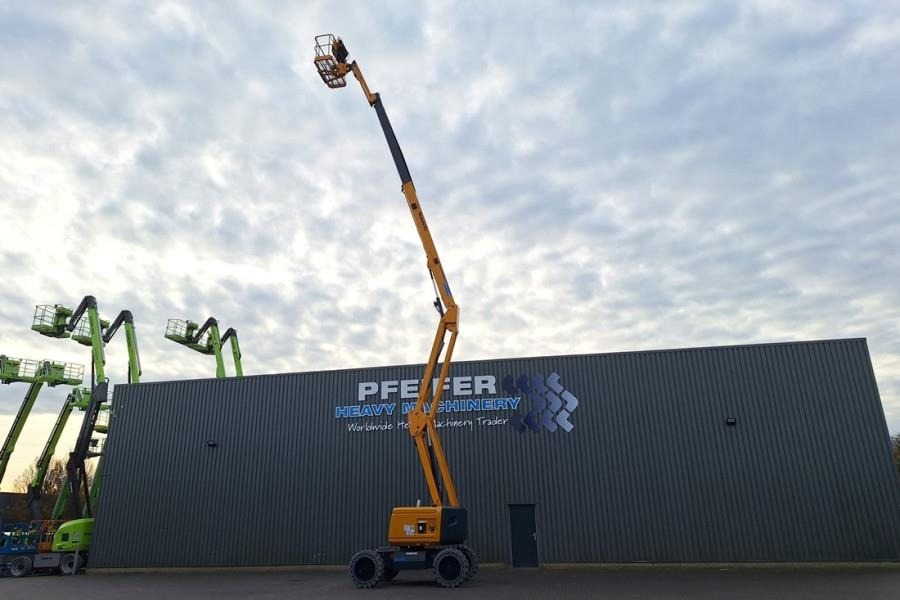 Haulotte HA20LEPRO Valid Inspection, *Guarantee! Hybrid, 4x - Articulated boom: picture 3 Haulotte HA20LEPRO Valid Inspection, *Guarantee! Hybrid, 4x - Articulated boom: picture 3
